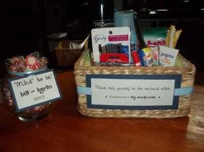 some more DIY projects! (signs, bouquet holder, aisle decor, etc) PIC HEAVY