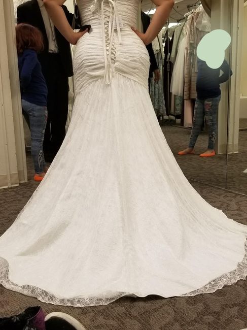 i think I'm not in love with my dress anymore? 2