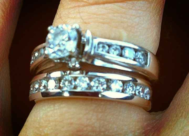 Artsy ring pictures! (show me your wedding bands)