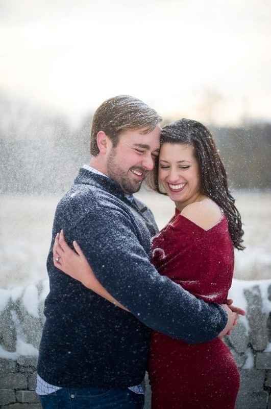 Show me your engagement photo outfits!