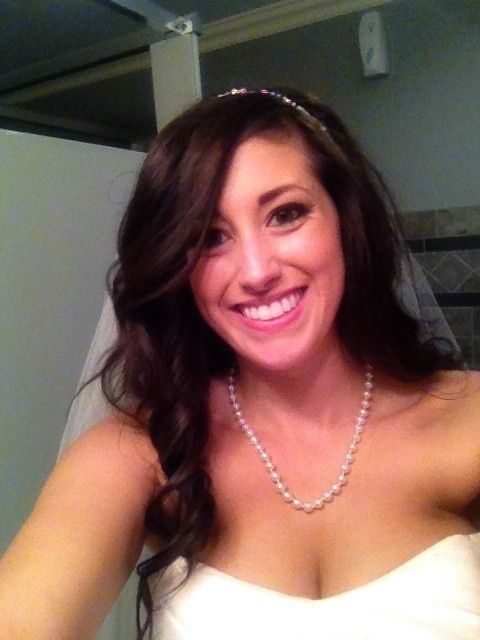 the bra-less bride: help!