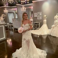 Do all brides cry when they find their wedding dress? - 1