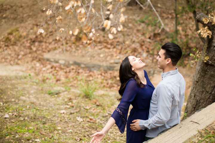 YAYYY engagement pics :)