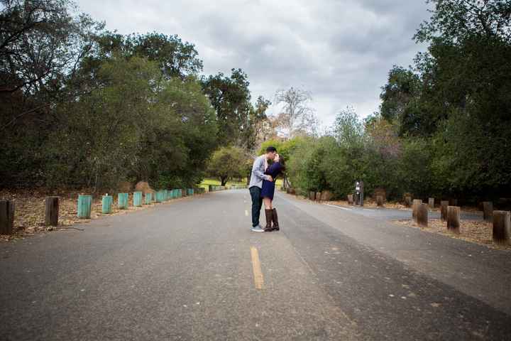 YAYYY engagement pics :)
