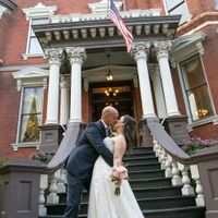 Kiss in front of Kehoe