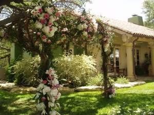 Rustic Centerpieces!  Eek! :)