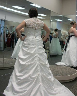 MY DRESS! *PICS*