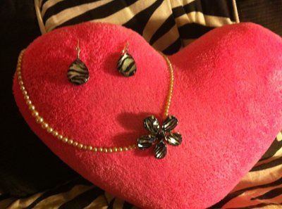 DIY Zebra Wedding jewelry *Pics*
