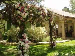 Rustic Centerpieces!  Eek! :)