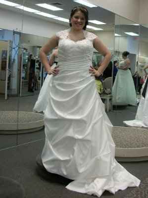 MY DRESS! *PICS*