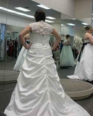 MY DRESS! *PICS*
