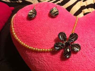 DIY Zebra Wedding jewelry *Pics*