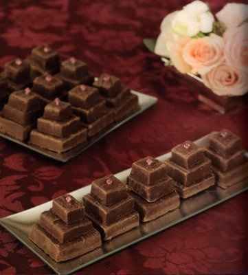 Wedding Favors w/pics.