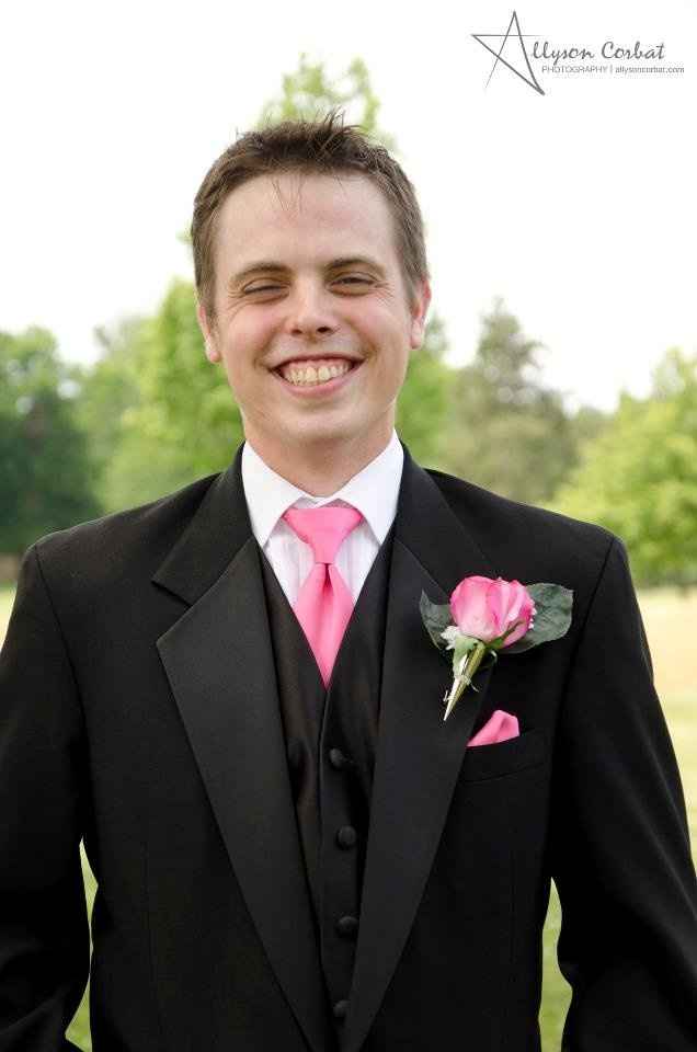 **I'm married!!! w/ Wedding Pro Pics!  **