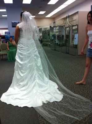 2nd dress fitting!  (w/ pics!!!)