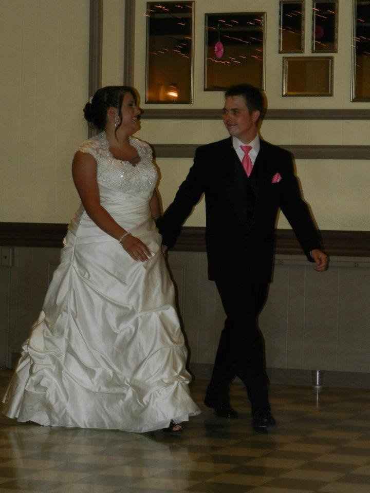 Even more wedding pics! -non pro pics-