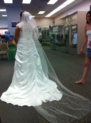 2nd dress fitting!  (w/ pics!!!)