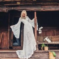 Show me your non-traditional dresses! - 1