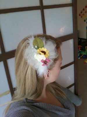 My fascinator from etsy came!