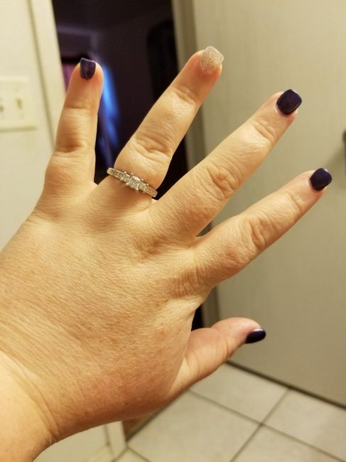 Show me your engagement rings!! 7