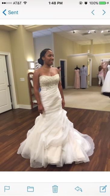I found a dress... thanks tradesy!!!