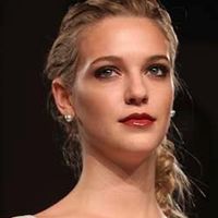 Show me... your wedding hair/makeup!