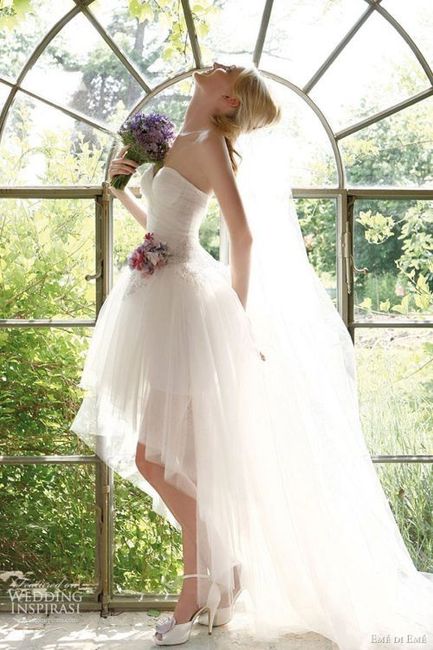 long veil with high low dress