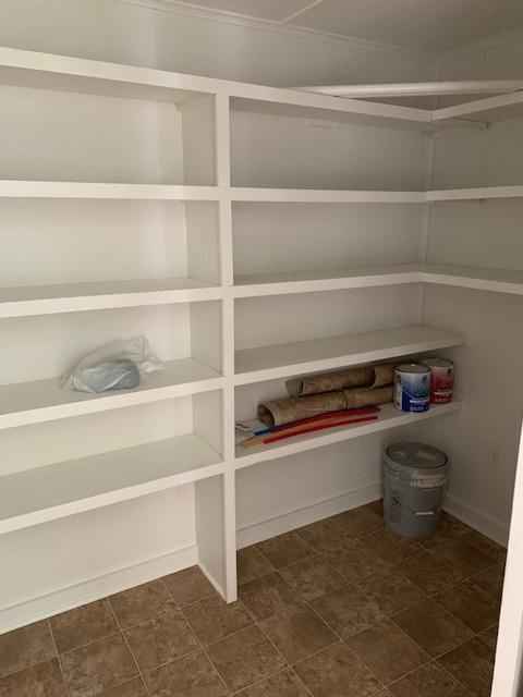 Walk in Pantry
