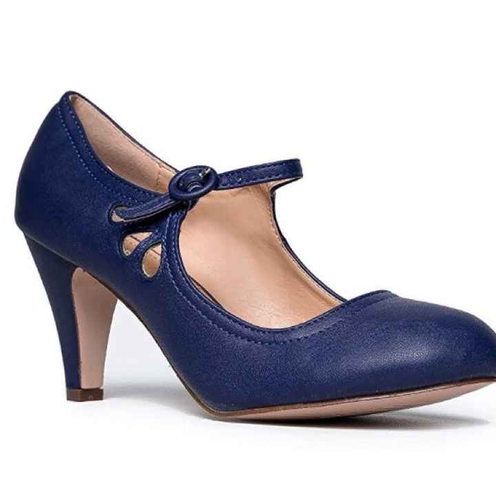 Let Me See Your SHOES!