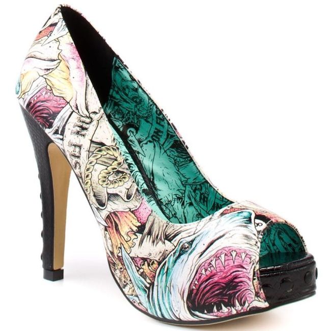 Show off your wedding shoes!