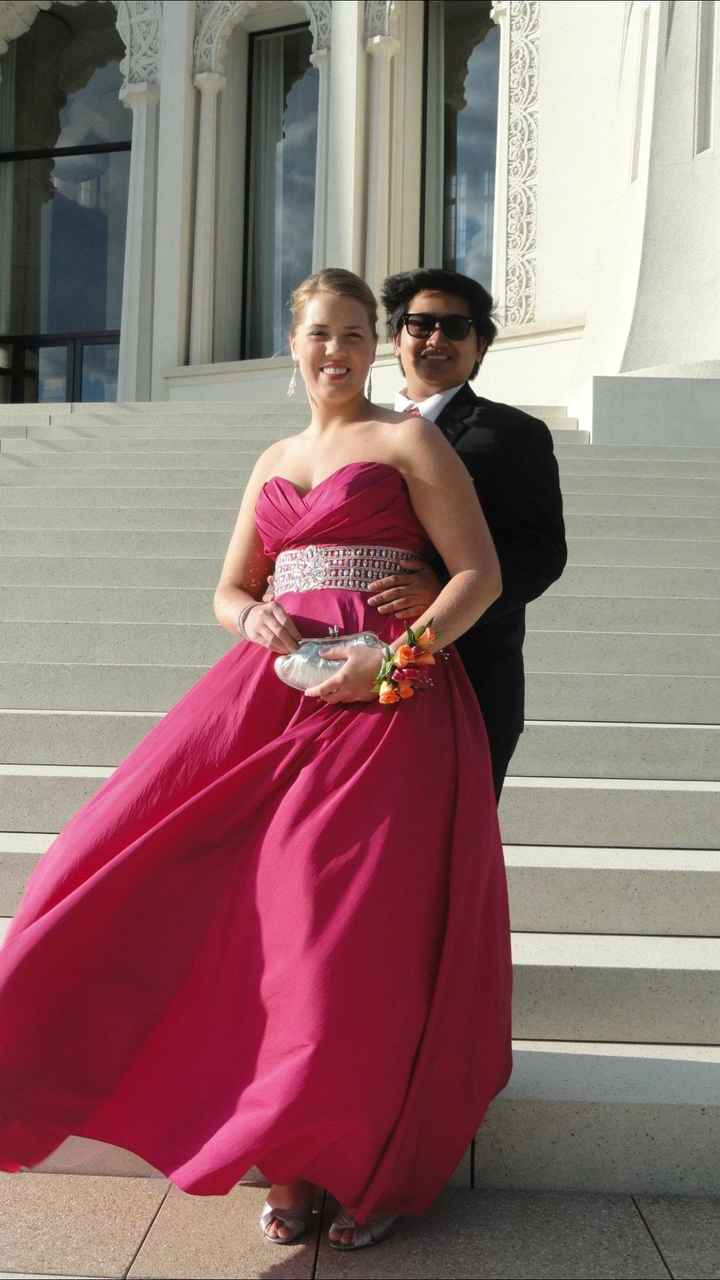 School sweethearts ✏️❤️ - 1