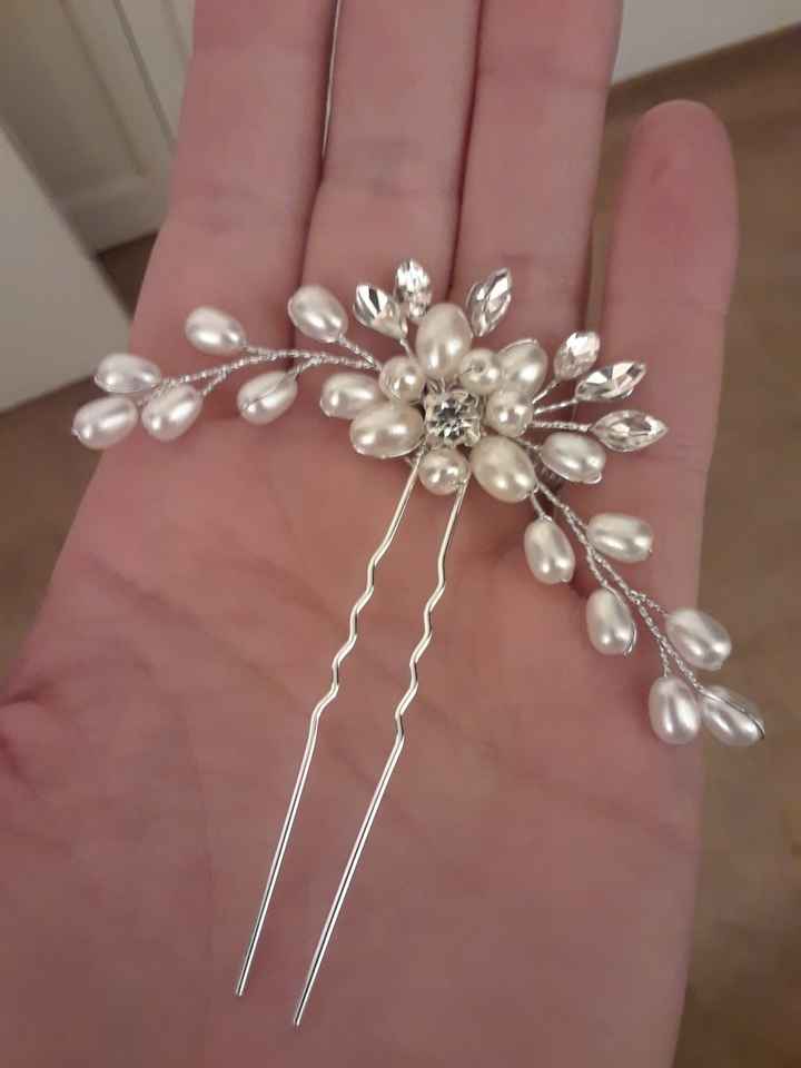 Please share your hair pieces!! - 1