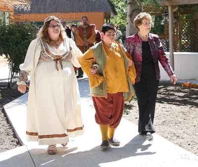 Photos! Danie and Jon, 10-10-10  Bride and Groom.  got our photos!