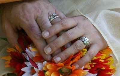 Photos! Danie and Jon, 10-10-10  Bride and Groom.  got our photos!