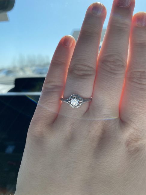 Brides of 2022! Show us your ring! - 1