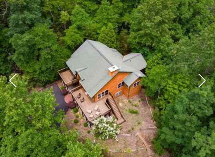 Help! No chairs or tables for reception! - 3