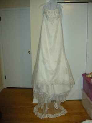 It's time for some dress porn....