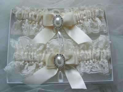 Let me see those Garters!!