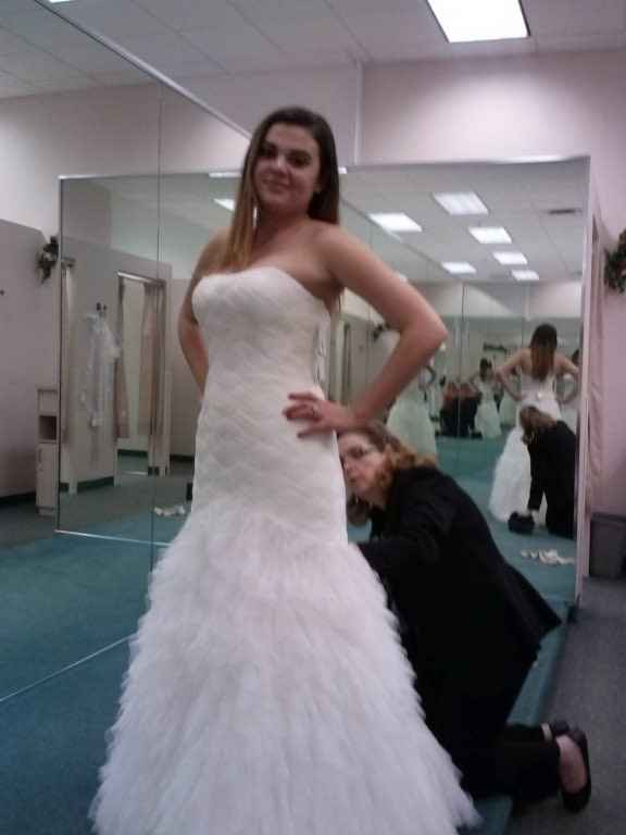 My Dress!! pics included :)