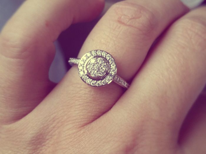 Love ring pics!