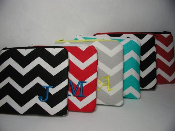 bridesmaid clutch/makeup bag STEALL!! DEAL
