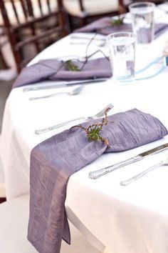 How do i dress the table if I'm using a Food Truck? 4