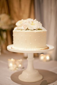 Faux Wedding Cakes? 1