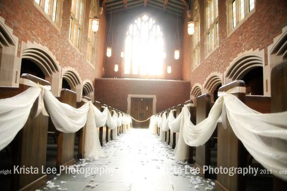 Fabric between the pews 1