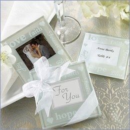 Got any cool ideas for wedding favors for a couple who are both into photography?