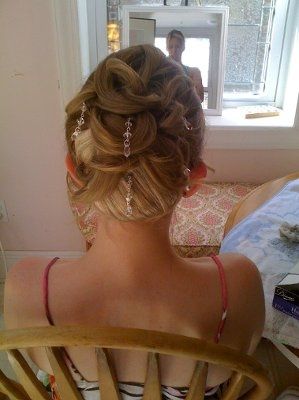 SHOW ME YOUR UPDOS!!!