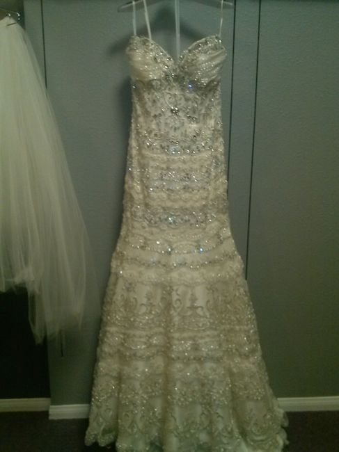 Who doesn't love dress porn !