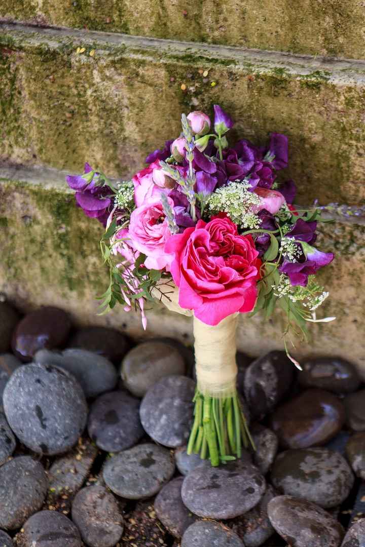 Can I see a pic of your bouquet?