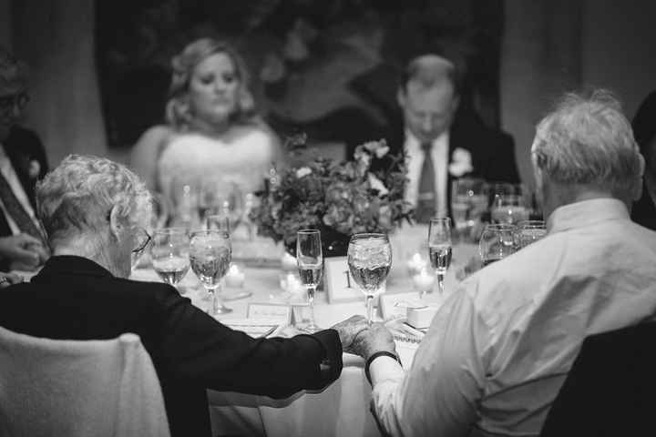 Sweetheart table, head table or King's table? What Do you prefer?