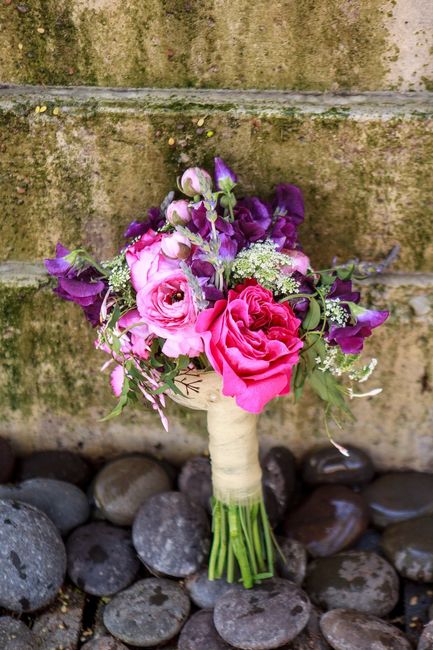 Spring Wedding Colors .. HELP!